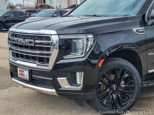 2023 GMC Yukon SLT