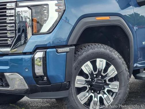 2025 GMC Sierra 2500 Denali