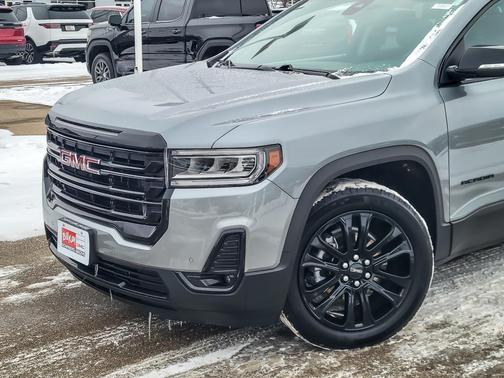 2023 GMC Acadia AWD SLT
