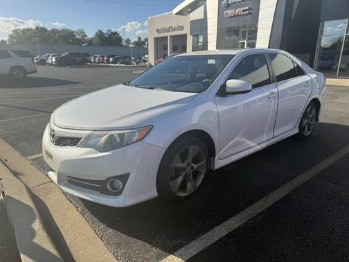 2014 Toyota Camry SE Sport