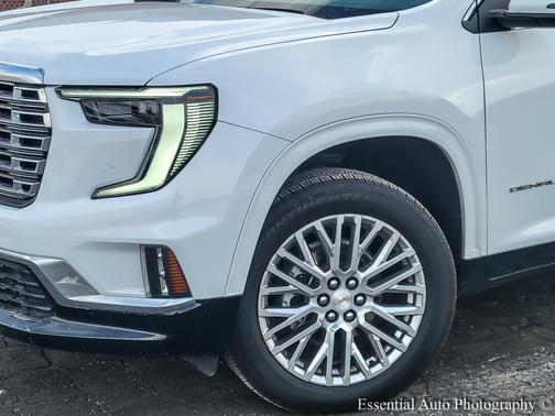 2024 GMC Acadia Denali