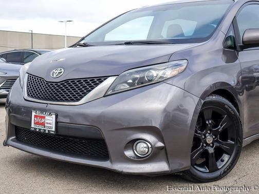2015 Toyota Sienna SE