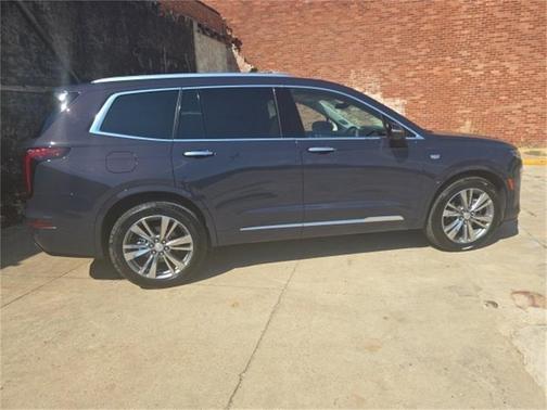 2025 Cadillac XT6 Premium Luxury AWD