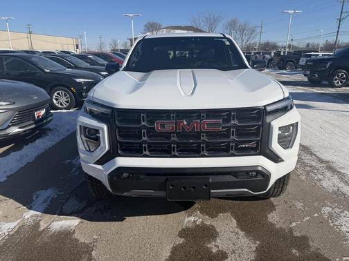 2025 GMC Canyon AT4