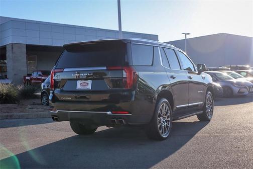 2025 GMC Yukon Denali