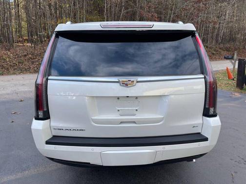 2015 Cadillac Escalade ESV Luxury