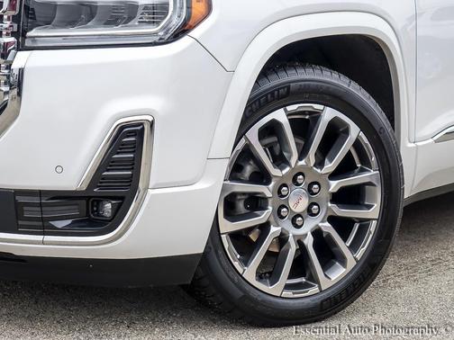 White Frost Tricoat 2023 GMC Acadia Denali