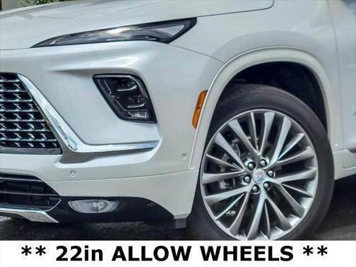 2025 Buick Enclave Avenir FWD