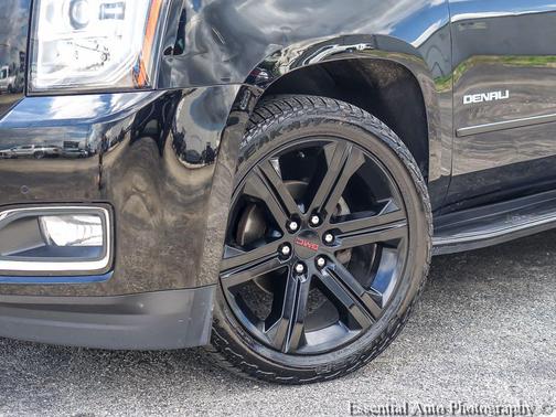 Onyx Black 2017 GMC Yukon XL Denali