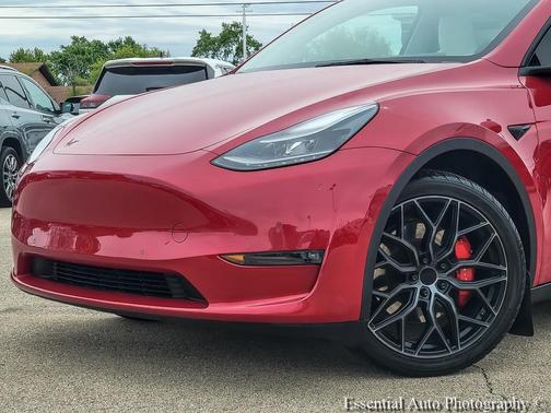 Red Multi-Coat 2022 Tesla Model Y Performance Dual Motor All-Wheel Drive