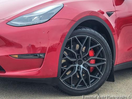 Red Multi-Coat 2022 Tesla Model Y Performance Dual Motor All-Wheel Drive