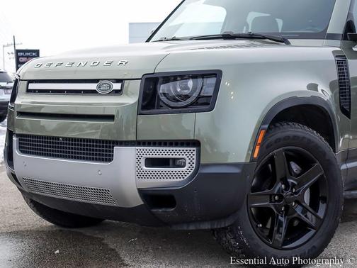 2023 Land Rover Defender 110 SE