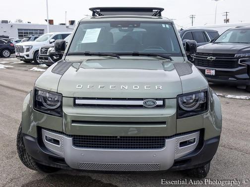 2023 Land Rover Defender 110 SE