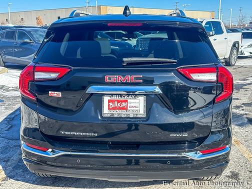 2023 GMC Terrain Denali