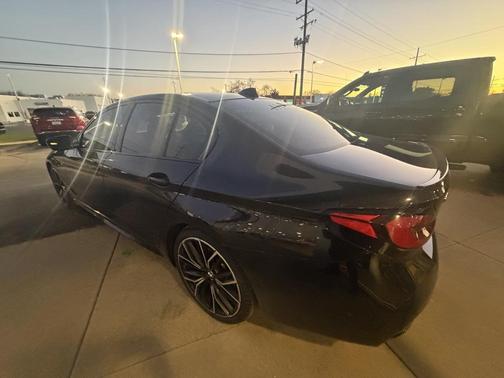 2021 BMW M550 i Xdrive