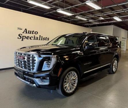 Onyx Black 2025 GMC Yukon XL Denali