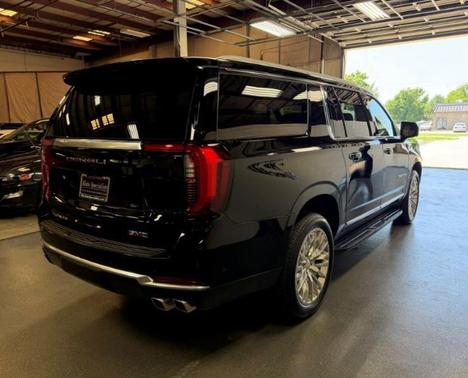 Onyx Black 2025 GMC Yukon XL Denali