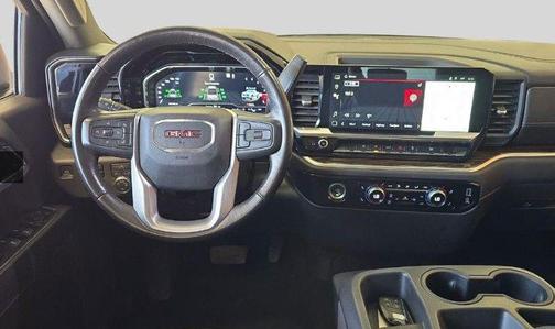 Onyx Black 2022 GMC Sierra 1500 SLE