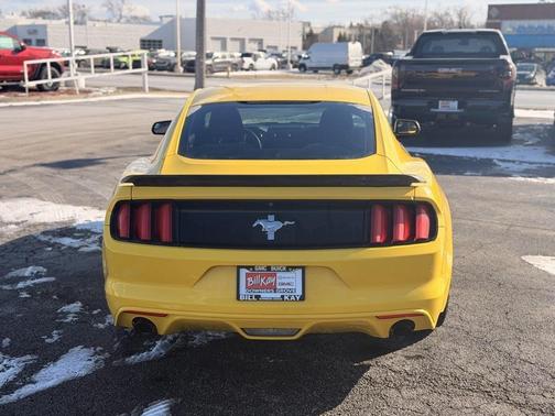 2016 Ford Mustang V6