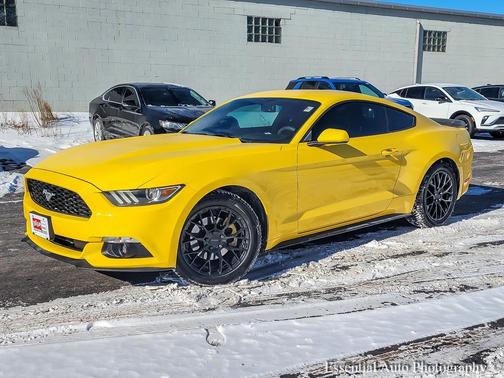 2016 Ford Mustang V6