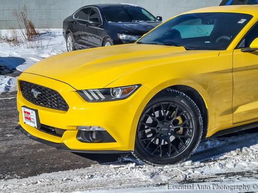 2016 Ford Mustang V6
