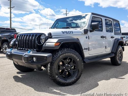 Silver Zynith Clearcoat 2023 Jeep Wrangler 4xe Base