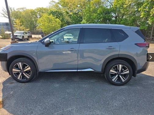 Boulder Gray Pearl 2023 Nissan Rogue SL