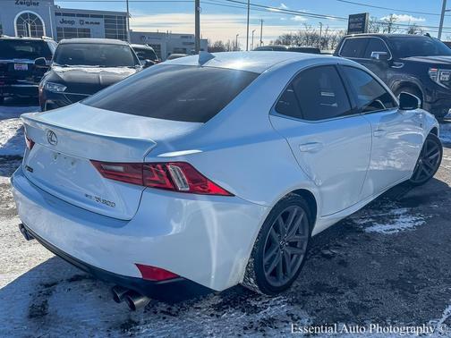 2016 Lexus IS 300 Base