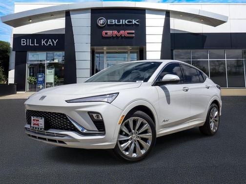 White Frost Tricoat 2025 Buick Envista Avenir FWD