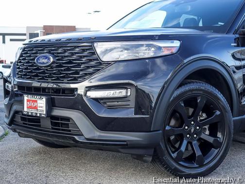 Agate Black Metallic 2022 Ford Explorer ST-Line