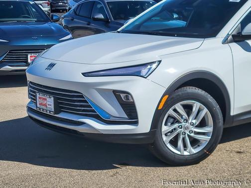 Summit White 2026 Buick Envista Preferred FWD