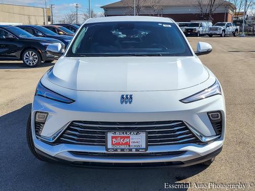 Summit White 2026 Buick Envista Preferred FWD