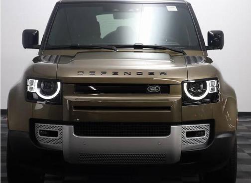 2024 Land Rover Defender 110 P300