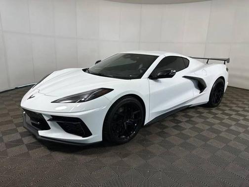 2025 Chevrolet Corvette Stingray w/2LT