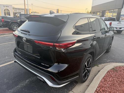 2021 Toyota Highlander XSE