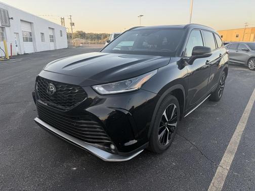 2021 Toyota Highlander XSE