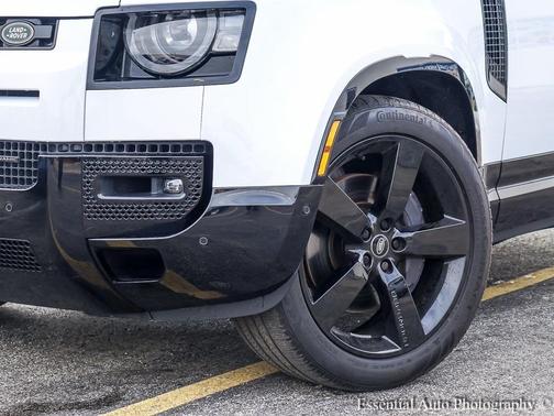 2023 Land Rover Defender 110 X-Dynamic SE