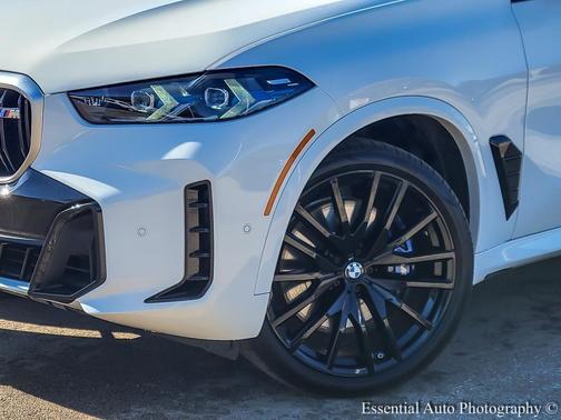 2025 BMW X5 M60i