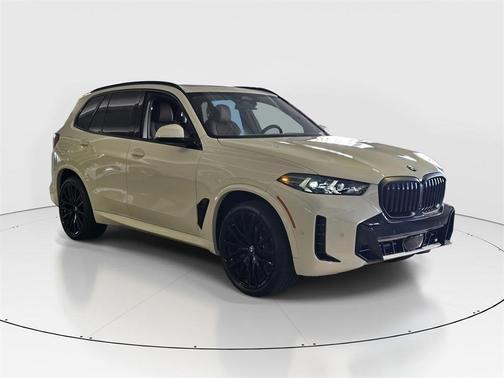 2025 BMW X5 M60i