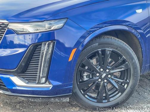 2025 Cadillac XT6 Premium Luxury AWD