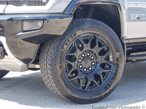 Meteorite Metallic (Grey) 2025 GMC HUMMER EV SUV 2X