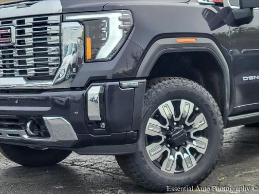 2025 GMC Sierra 2500 Denali