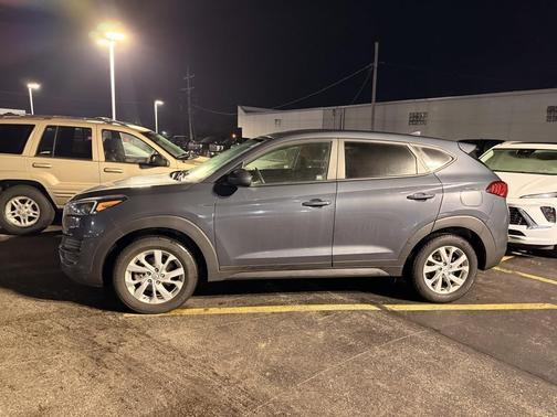 2020 Hyundai TUCSON SE