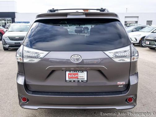 2015 Toyota Sienna SE
