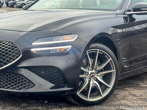 2022 Genesis G70 2.0T AWD