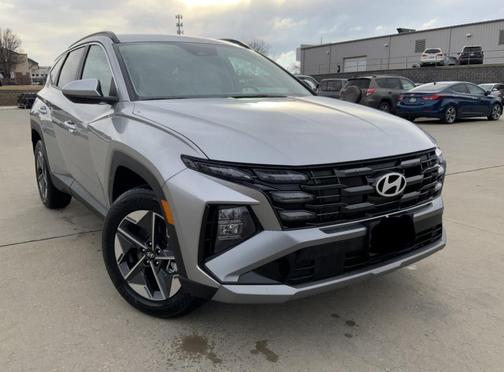 Shimmering Silver 2026 Hyundai TUCSON SEL