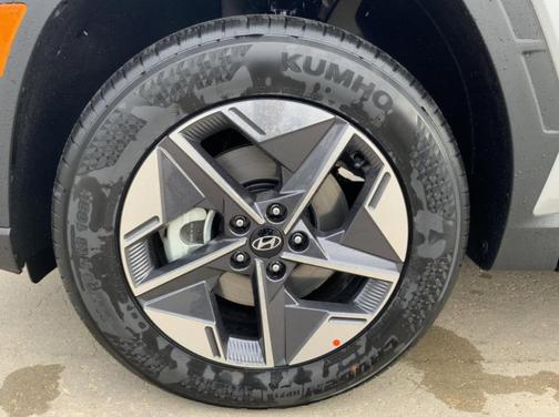 Shimmering Silver 2026 Hyundai TUCSON SEL
