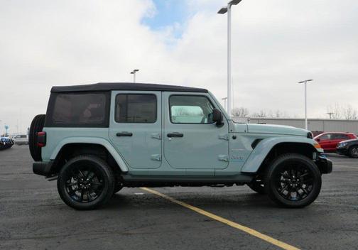 Earl Clearcoat 2023 Jeep Wrangler 4xe Sahara