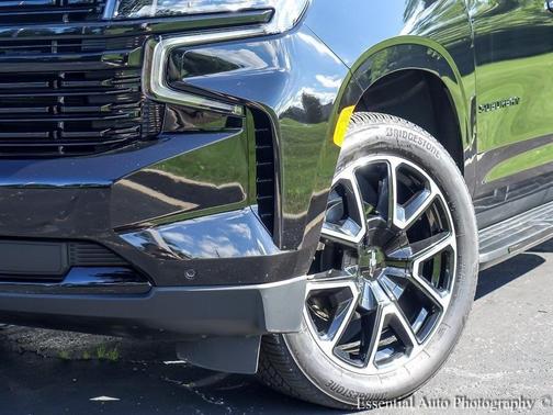 2024 Chevrolet Suburban RST