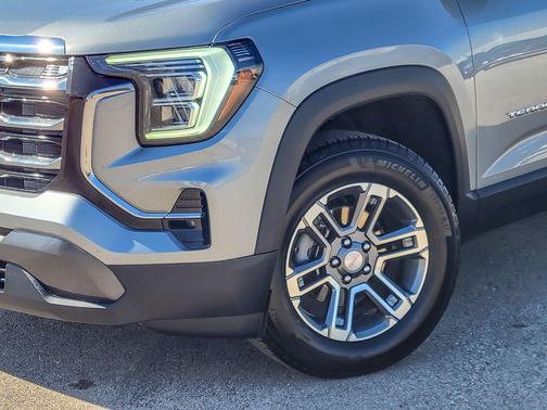 2025 GMC Terrain AWD Elevation